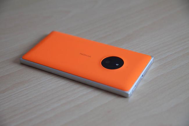 Аналогично, камера Lumia должна значительно улучшить длительное время загрузки камеры