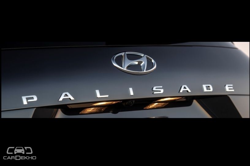 Палисад будет длиннее и шире четвертого поколения Санта-Фе   Запуск США к середине 2019 года   Предполагается, что первоначально будет производиться для рынков с левосторонним управлением   Запуск Индии не ожидается до 2020 года   Hyundai   официально объявил, что его предстоящий флагманский внедорожник будет называться Palisade