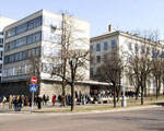 Мінський державний лінгвістичний університет був створений в 1948 р і на протязі десятиліть є базою для підготовки педагогічних і перекладацьких кадрів високої кваліфікації