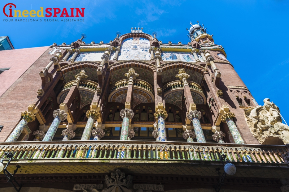 Думка туристів, що відвідали Палац каталонської музики в Барселоні, Іспанія, в більшості випадків збігається з думкою експертів в сфері мистецтва: це справжнє архітектурне диво