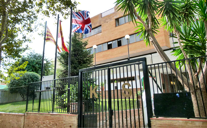 Британська приватна школа Кенсінгтон в Барселоні   Престижна британська школа Кенсінгтон в Барселоні - це відома приватна школа британського освіти в   Іспанії   , Розташована в самому престижному   районі Барселони   Педральбес