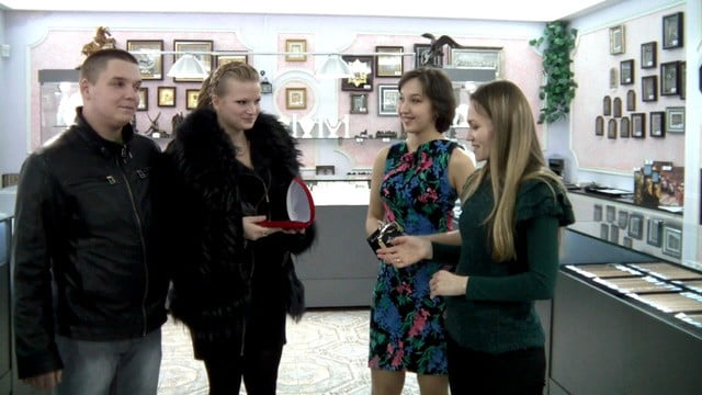 Таким чином за перше місце призом від ювелірного салону АЛМАЗ нагородили Олену і Олега