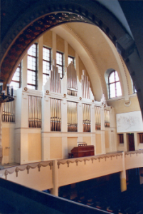 Сьогоднішній інструмент створений фірмою Marcussen & Søn в 1967 році: від романтичного органу, побудованого німецькими майстрами компанії Walcker в 1846 році, на сьогоднішній день зберігся лише фасад