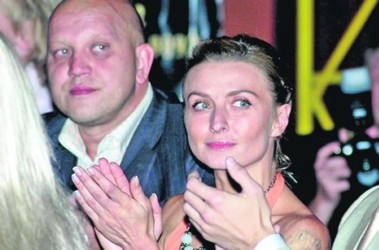 24 лютого 2011, 17:45 Переглядiв:   Саша Чуднін і співачка Таня Овсієнко разом вже близько 5 років